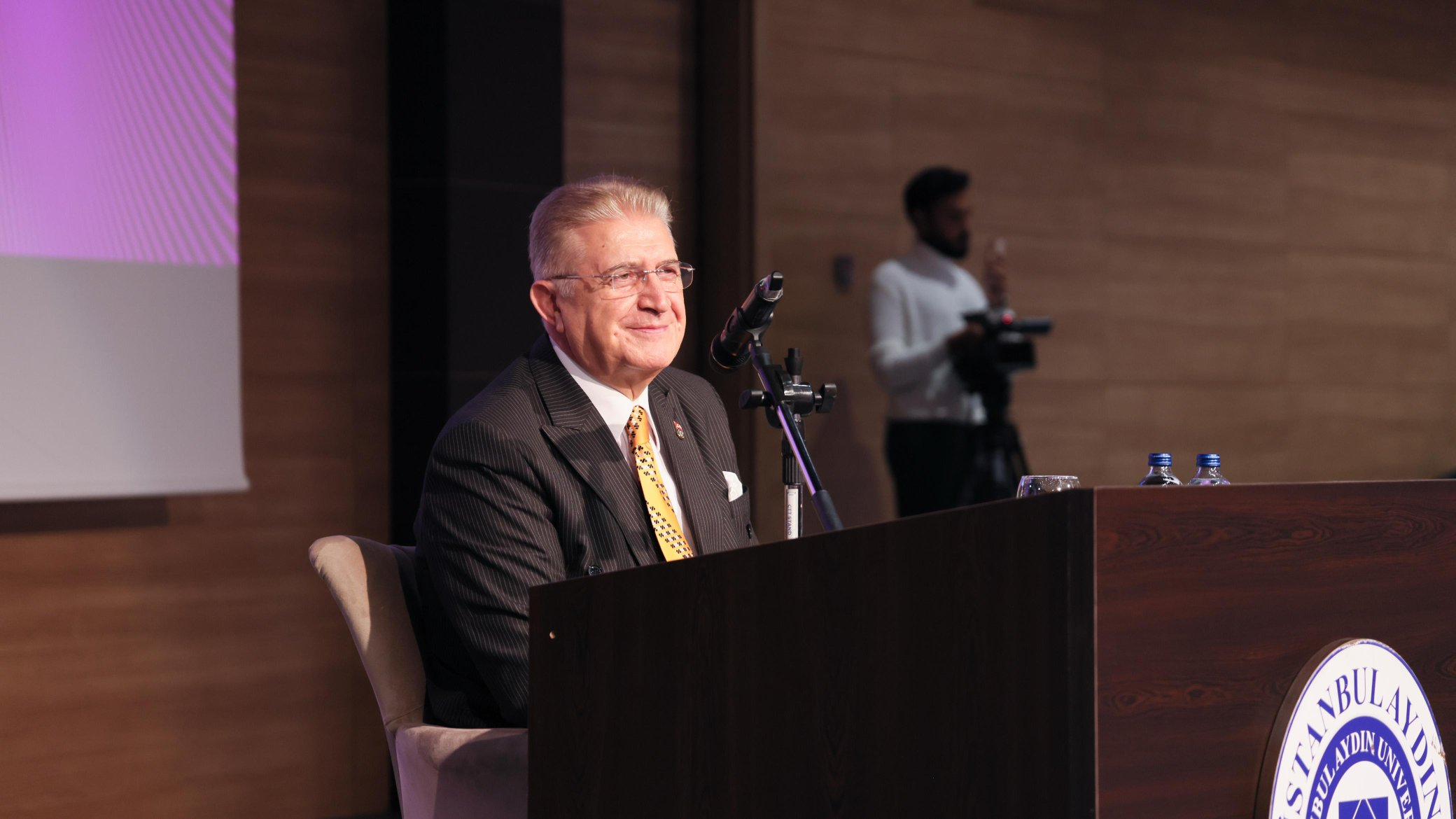 PROF. DR. MUSTAFA AYDIN MET WITH STUDENTS AT THE “COMMON MIND MEETING WITH YOUNG AYDIN’S” Öne Çıkan Görsel