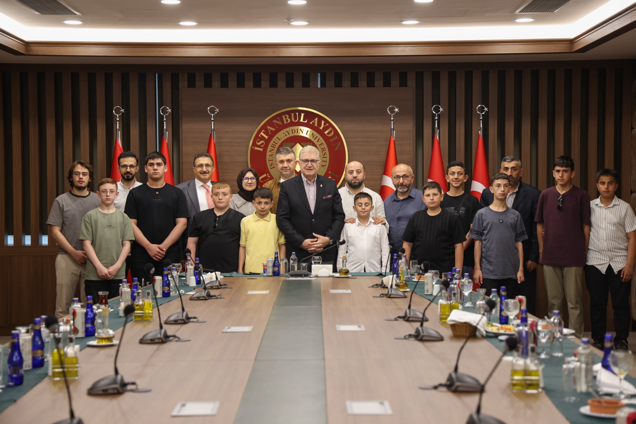 https://en.mustafaaydin.com/wp-content/uploads/2026/07/GENC-HAFIZLAR-1.jpg