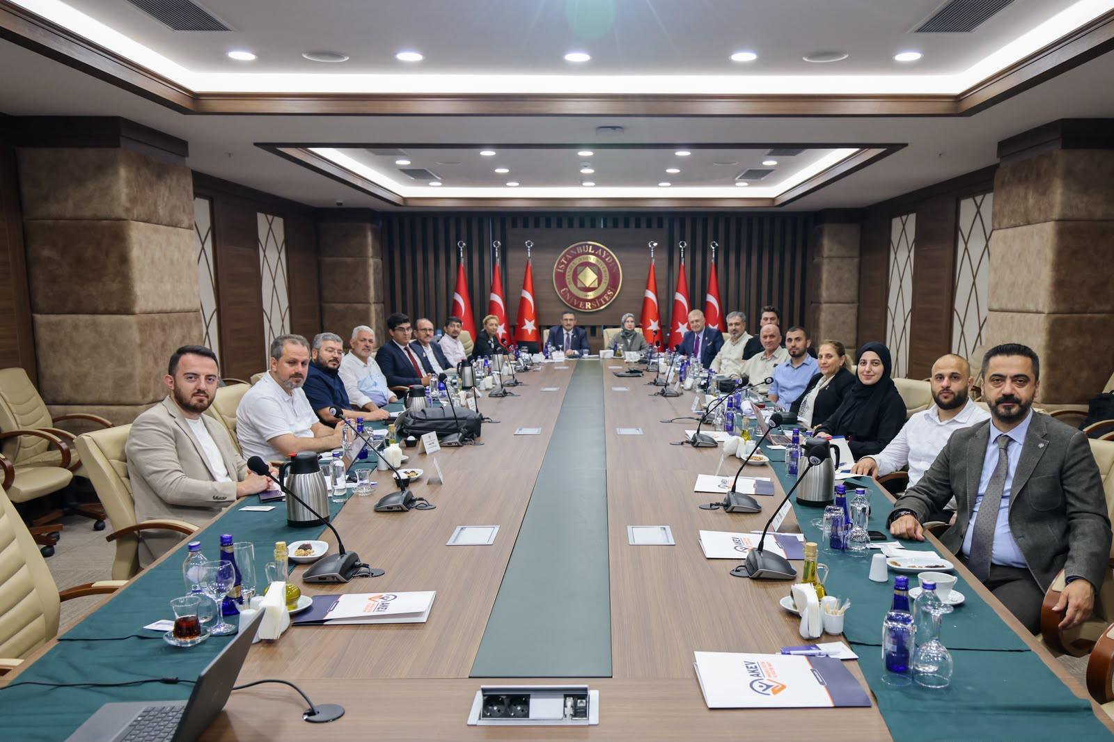 https://en.mustafaaydin.com/wp-content/uploads/2026/10/AKEV.jpg